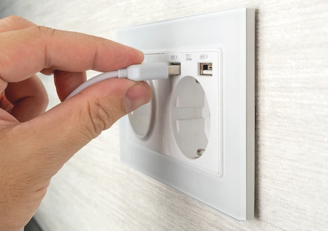 Rozłączniki i podstawy bezpiecznikowe