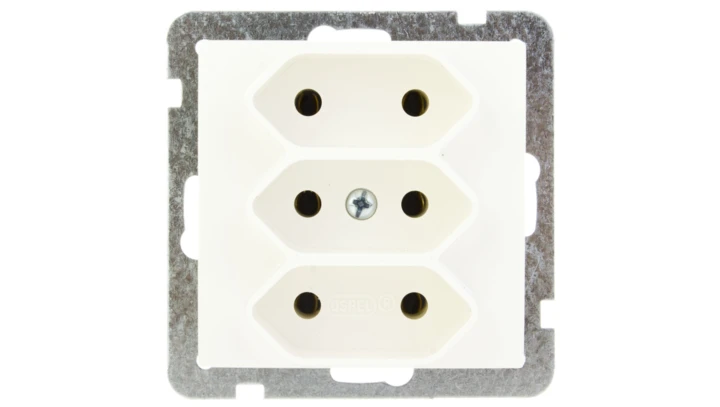 AS Gniazdo potrójne b/u 2.5A EURO ecru GP-3G/m/27