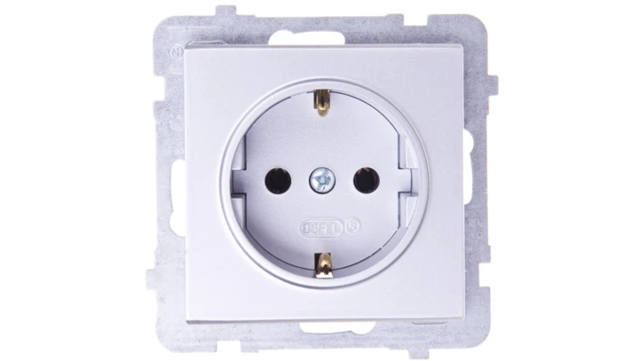 SONATA Gniazdo pojedyncze z/u Schuko srebro mat GP-1RS/m/38