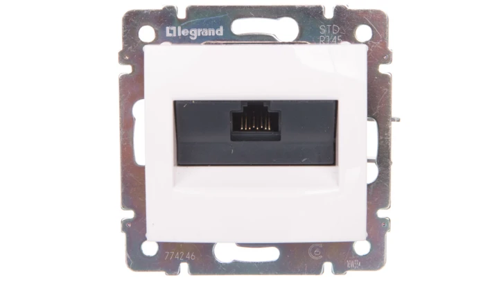 VALENA Gniazdo komputerowe pojedyncze RJ45 kat.6 UTP białe 774246