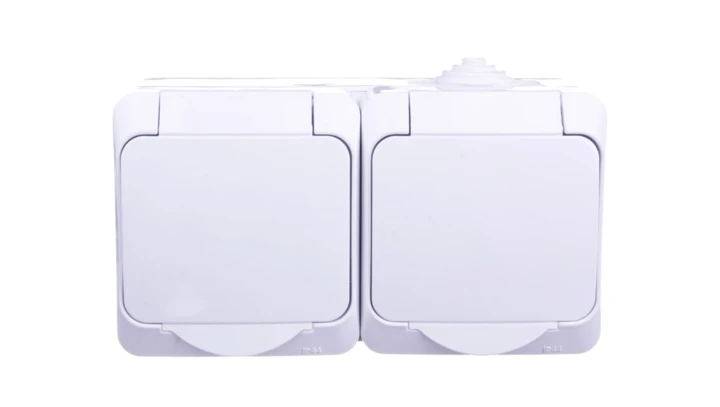 Cedar Plus Gniazdo hermetyczne podwójne z/u z klapką i przesłonami 16A IP44 białe WDE000522