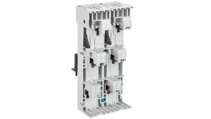 Adapter na szyny szerokości 90mm 25A rozstaw 60mm 1 szyna BBA0R-25 101453