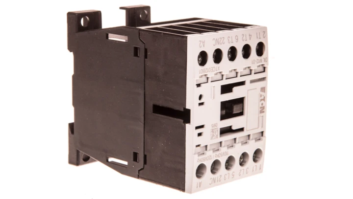 Stycznik mocy 12A 3P 110VAC 0Z 1R DILM12-01 276862