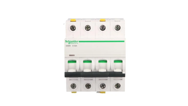 Wyłącznik nadprądowy 4P D 32A 6kA AC iC60N-D32-4 A9F05432