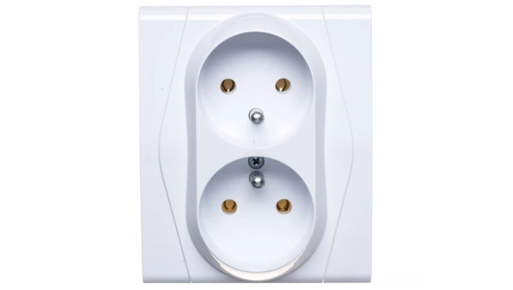 FESTA Gniazdo podwójne z/u 16A IP20 białe GPT-2x2P+Z 0872-00