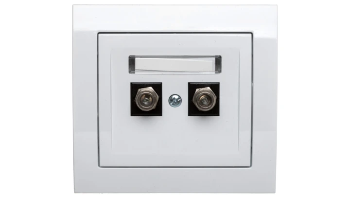 KIER Gniazdo antenowe podwójne typu F białe GPA-2WF/00