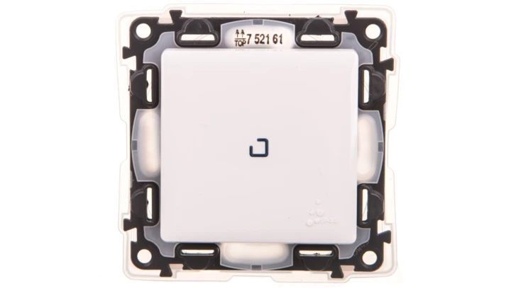 VALENA LIFE Łącznik jednobiegunowy IP44 z podświetleniem biały 752161