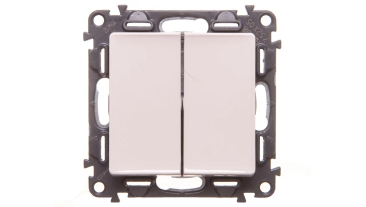 VALENA LIFE Łącznik świecznikowy kremowy 752205