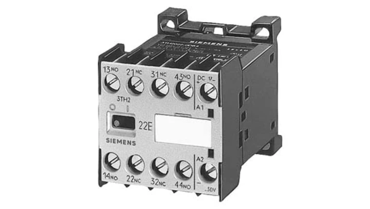 Stycznik pomocniczy 3A 3Z 1R 230V AC S0 3TH2031-0AL2