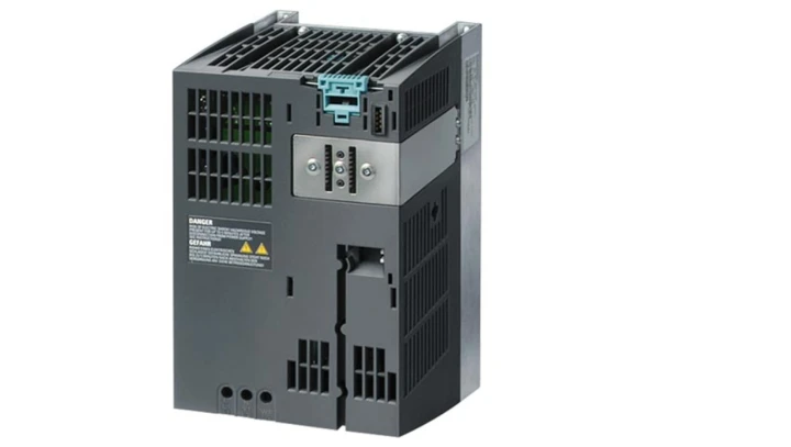 Falownik 2,2kW Uwe=3x380-480V, Uwy=3x400V/5,9A z reyzstorem hamującym Sinamics G120 6SL3224-0BE22-2AA0