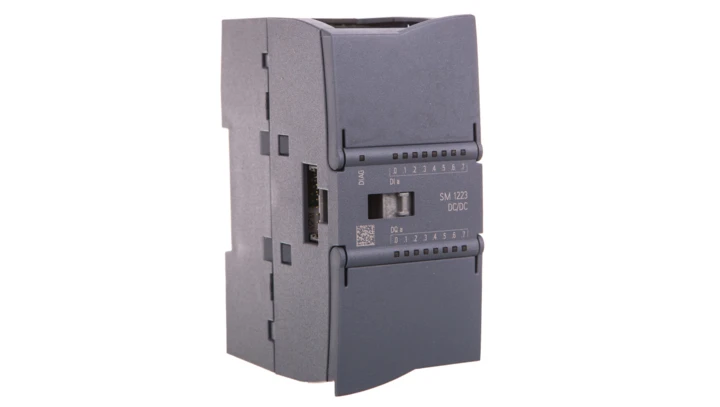 Moduł wejść / wyjść binarnych SIMATIC S7-1200 SM 1223 8DI 8DQ 24V DC ES7223-1BH32-0XB0