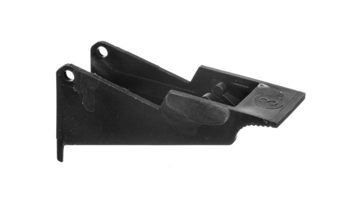 Obejma wyrzutnikowa do gniazda wtykowego GZ80 czarna MS 25 2002604