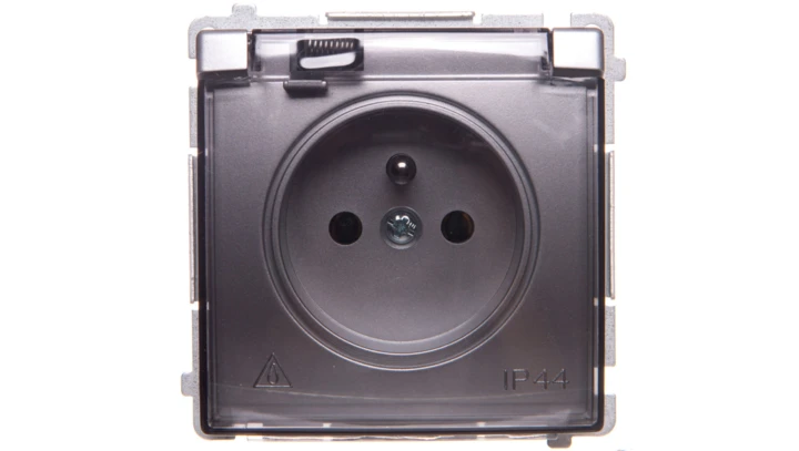 Simon Basic Gniazdo pojedyncze z/u bryzgoszczelne IP44 16A 250V srebrny mat BMGZ1B.01/43A