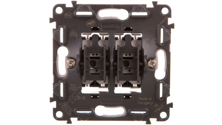 VALENA ALLURE Łącznik schodowy podwójny 752008