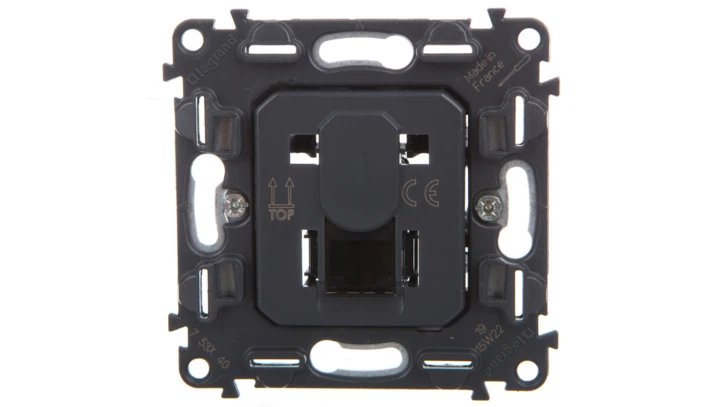 VALENA ALLURE Gniazdo komputerowe pojedyncze RJ45 kat. 5e UTP 753040