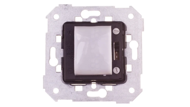 Simon 82 Łącznik z czujnikiem ruchu 2600W biały 75343-39