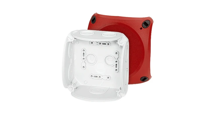Puszka odgałęźna 104x104x70 bez zacisków IP66 czerwona DK 0400 R 62000037
