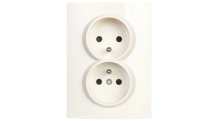 LOGI Gniazdo podwójne 2x2P+Z kompletne z przesłoną styków śrubowe 16A 250V Biały 25093