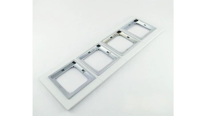 MAGIC Ramka poczwórna biały/chrom Ra-4 M