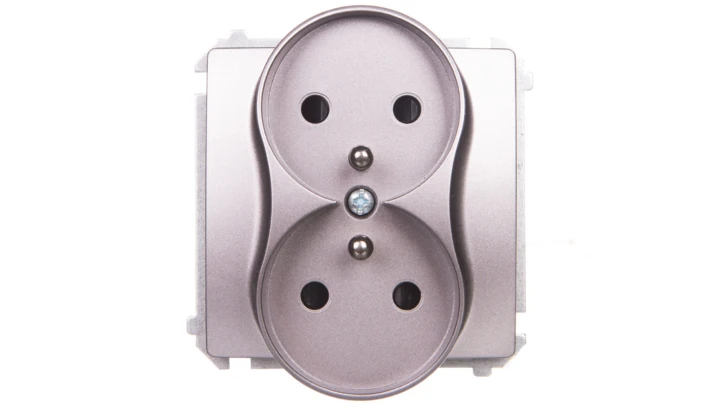 Simon Basic Gniazdo podwójne z/u 16A, 250 V stal inox BMGZ2Mz.01/21