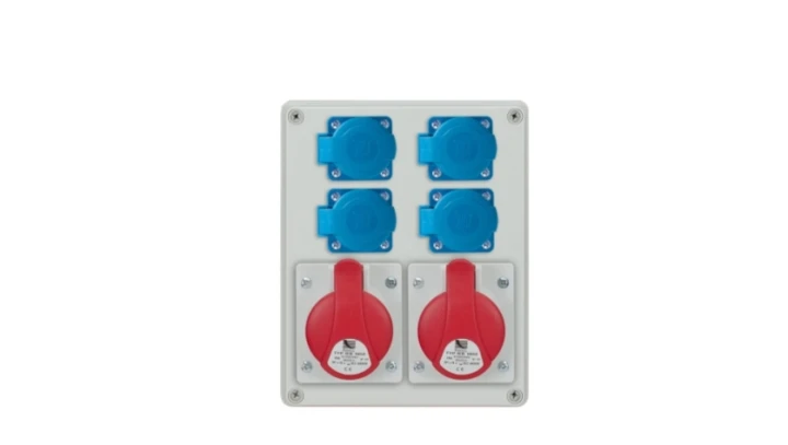 Rozdzielnica R-BOX 240 2x16A/5P 4x250V IP44 B.1096
