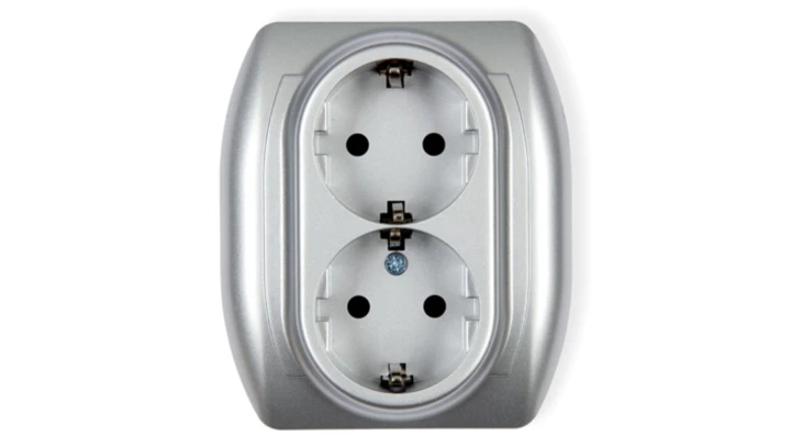 TREND Gniazdo podwójne z/u SCHUKO srebrny 5GP-2sp