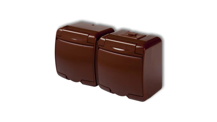 JUNIOR Gniazdo podwójne z/u (klapka brązowa) brązowy 4GHE-2p