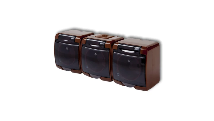 JUNIOR Gniazdo potrójne z/u (klapka dymna) brązowy 4GHE-3dp