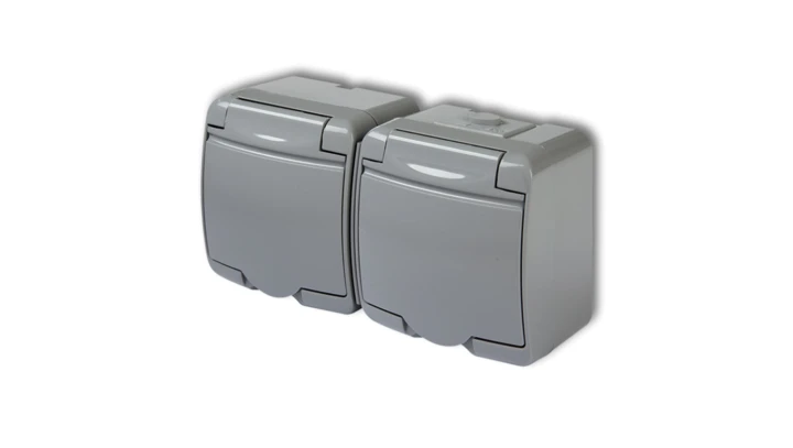 JUNIOR Gniazdo podwójne z/u SCHUKO (klapka kolorze obudowy) popielaty 10GHE-2s