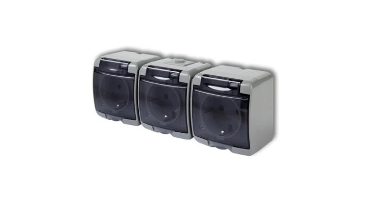 JUNIOR Gniazdo potrójne z/u SCHUKO (klapka dymna) popielaty 10GHE-3sd