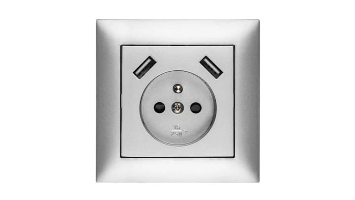 Sentia Gniazdo pojedyncze z/u 16A z USB 2x2,1A 5VDC z przesłonami i ramką srebrne GPT 2P+Z 2xUSB 1488-06