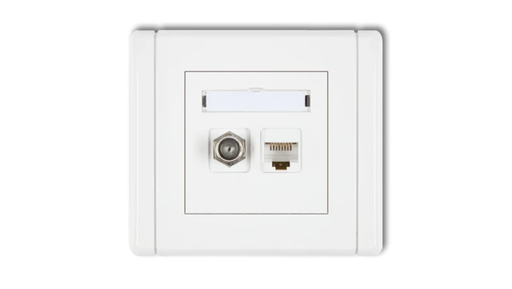 FLEXI Gniazdo antenowe pojedyncze typu F (SAT) + gniazdo komputerowe pojedyncze 1xRJ45 kat. 5e 8-stykowe biały FGFK-1