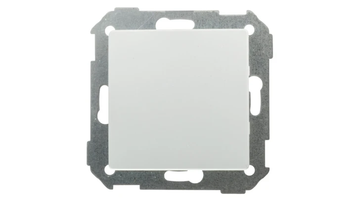 Simon 82 Zaślepka z mostkiem metalowym biała 82800-30