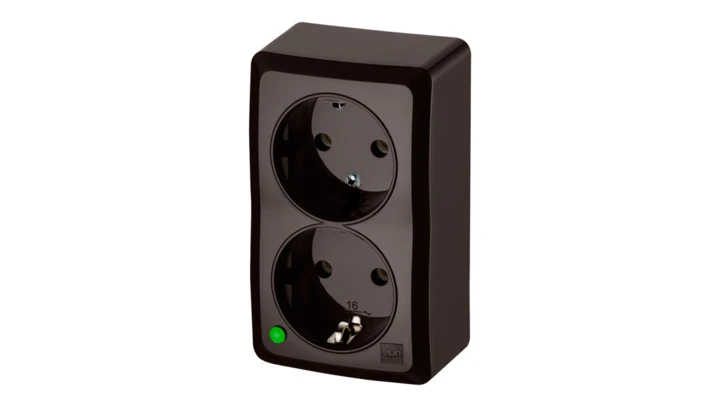 BERG Gniazdo podwójne schuko n/t 2x2P+Z 16A brązowy 3738-05