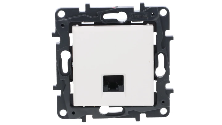 Niloe Step Gniazdo RJ45 kat. 5e UTP biały 863159