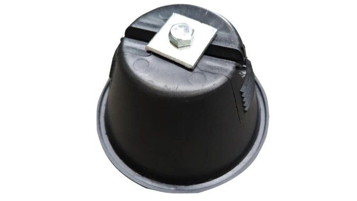 Uchwyt betonowy w tworzywie podpora dachowa tras kalbowych H=80 L=70 KMPT7