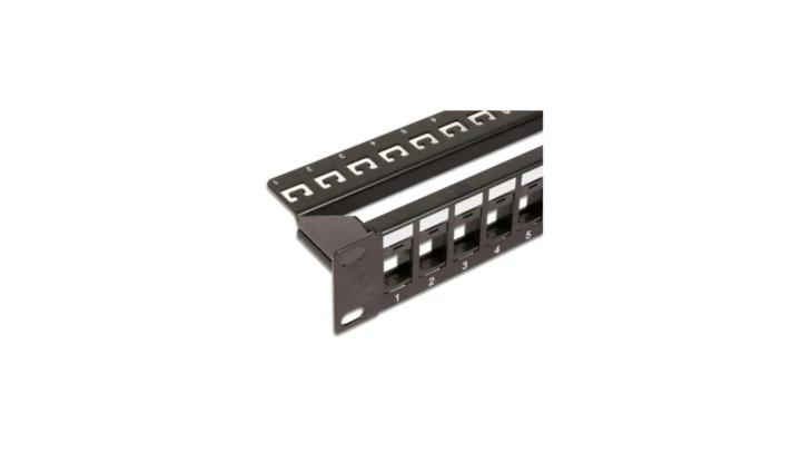Patch panel 24 porty na moduły Keystone, 1U, czarny