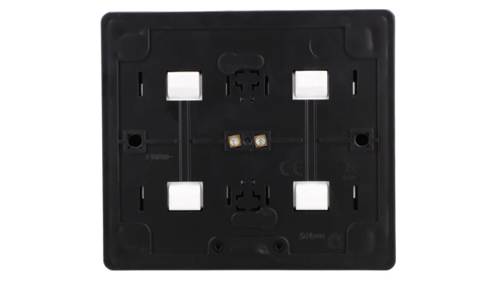 Simon 54 Gniazdo poczwórne Schuko natynkowe z przesłonami torów prąd. wer. skand. 16A 250V szybkozłącza, czarny mat EGSZ4SNZ/49