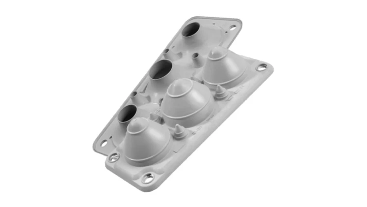 MC 3/7 IP66/IP67 Ral 7035 kolor szary, Przepust wielootworowy ( z kompletem pinów ) MBA1C07G11