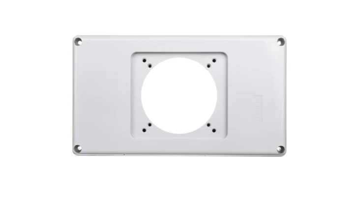 P17 Pokrywa do gniazd zasilajacych 057712