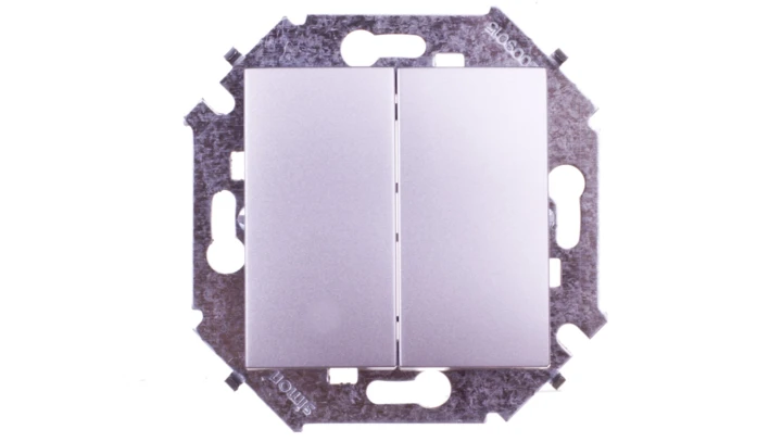 Simon 15 Łącznik świecznikowy aluminiowy metalizowane 1591398-026