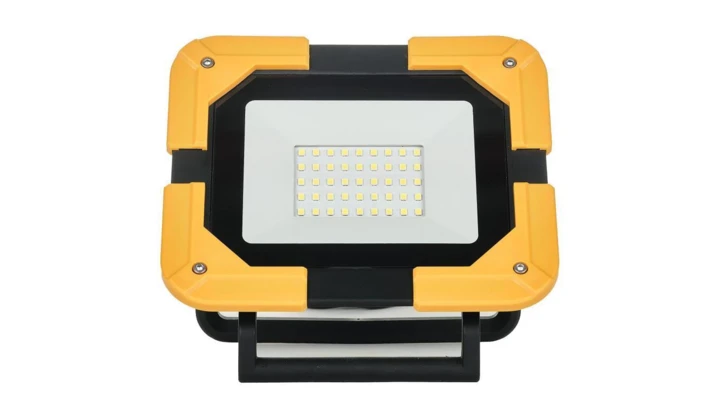 Lampa warsztatowa LED LYNKS 30W 3000lm 6500K IP65 zasilanie sieciowe GW-0027