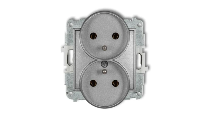 ICON Mechanizm gniazda podwójnego do ramki z uziemieniem 2x(2P+Z) (bez przesłon torów prądowych) srebrny metalik 7IGPR-2z