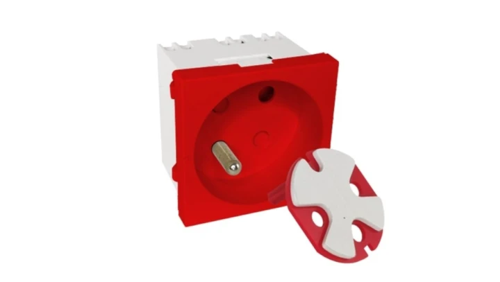 Modularne gniazdo elektryczne ALANTEC 2P+Z, 45x45, DATA z kluczem, czerwone PZ017