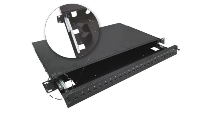 Przełącznica światłowodowa teleskopowa 24xSC simplex / 24xLC duplex 19 1U, wysuwalna FOP-1U-24SCS-C-P