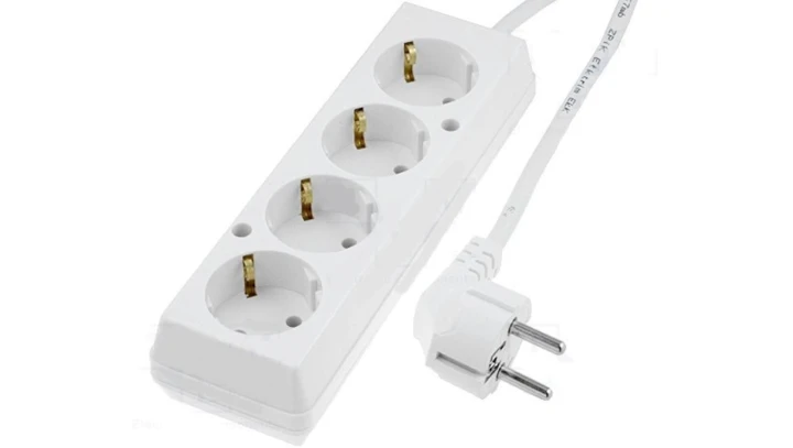 Przedłużacz 4-gniazda z/u Schuko 16A 10m /H05VV-F 3x1,5/ biały PS-470S T-973190