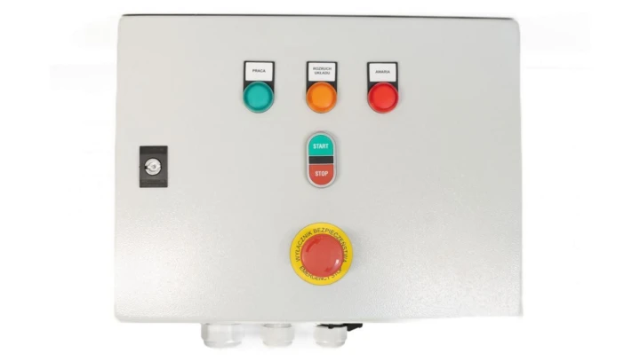 Układ styczników gwiazda-trójkąt 30kW IP20 na płycie montażowej 400x300 sterowanie 230V UGT 30KW IP20