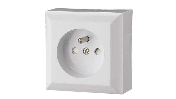 Gniazdo pojedyńcze natynkowe z uziemieniem, IP20, białe, GAO 20455