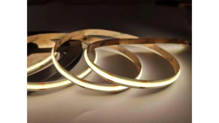 Taśma LED COB 480 9W/m 4000K 990lm/m 24V IP20 5m P