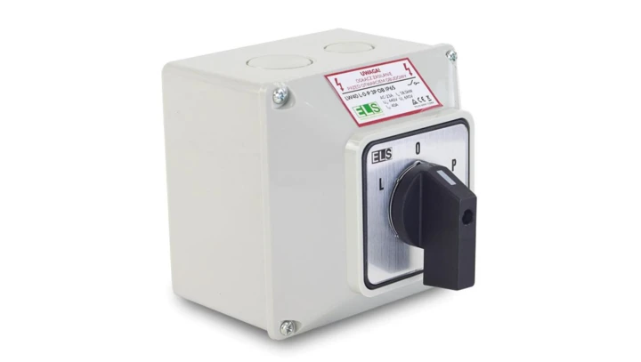 Łącznik krzywkowy L-0-P 32A 3P w obudowie IP65 / LW32 L-0-P 3P OB